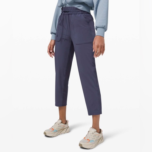 Lululemon Size 10 Beyond The Studio Crop Joggers Cadet Blue